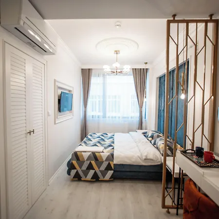 Отель Megalos Galata 3*