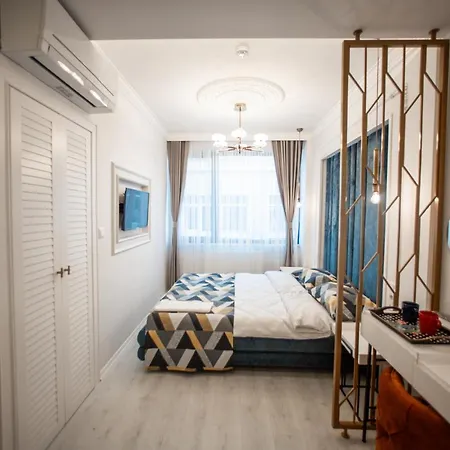 מלון Megalos Galata