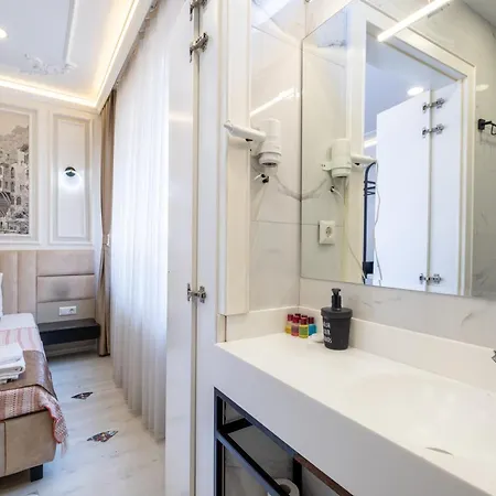 Otel Megalos Galata 3*