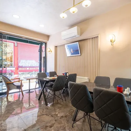 Megalos Galata İstanbul