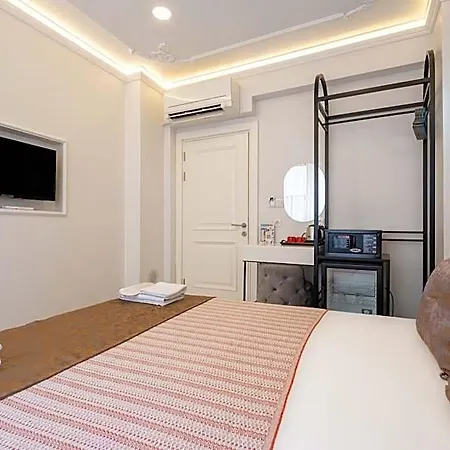 Megalos Galata Hotel