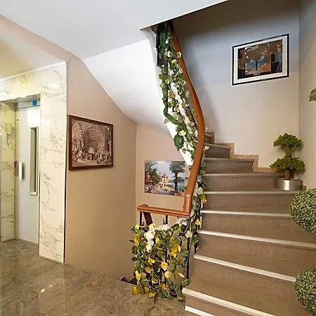 Megalos Galata Hotel
