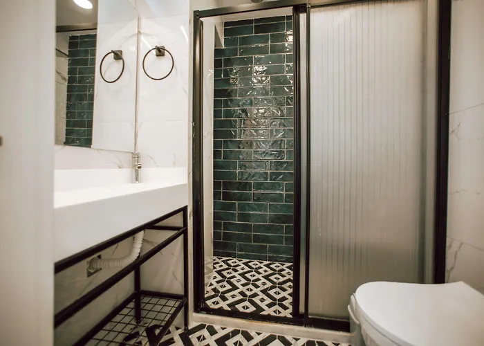 Hotel Megalos Galata 3*